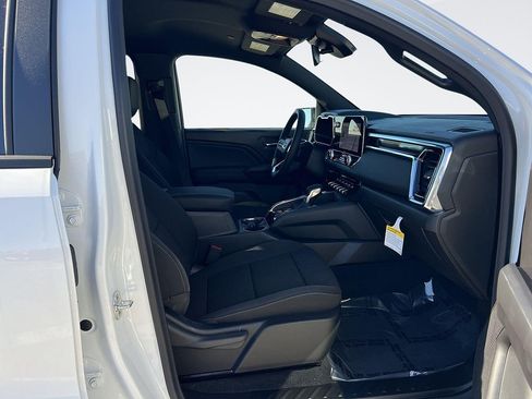 New 2026 GMC Canyon Elevation RWD image 30