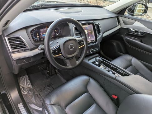 Used 2023 Volvo XC90 B5 Core w/ Climate Package image 15