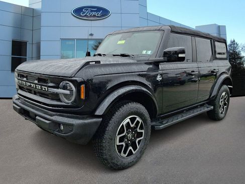 Certified 2022 Ford Bronco Outer Banks image 4