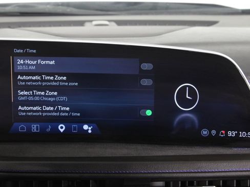 Used 2025 Cadillac XT4 Sport FWD image 7