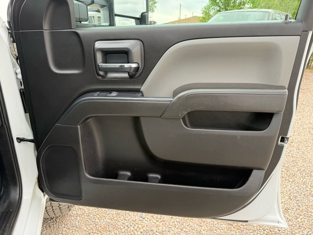 Used 2019 Chevrolet Silverado 2500 W/T w/ WT Convenience Package AWD/4WD image 10