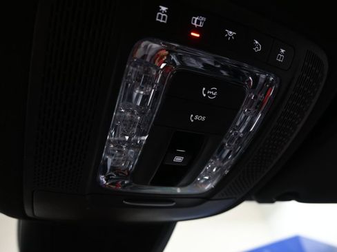 Used 2021 Mercedes-Benz GLE 350 4MATIC image 34