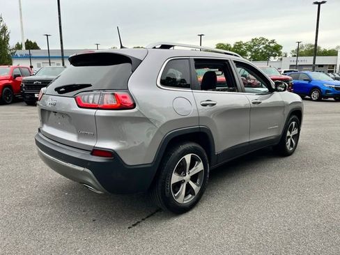 Used 2019 Jeep Cherokee Limited AWD/4WD image 6