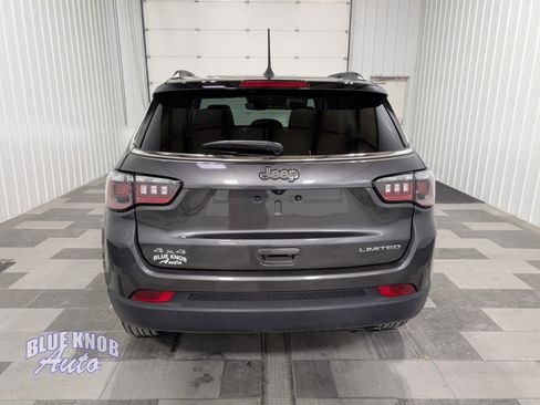 Used 2022 Jeep Compass Limited image 3