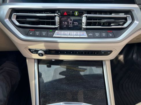 Used 2020 BMW 330i xDrive Sedan w/ Premium Package image 37