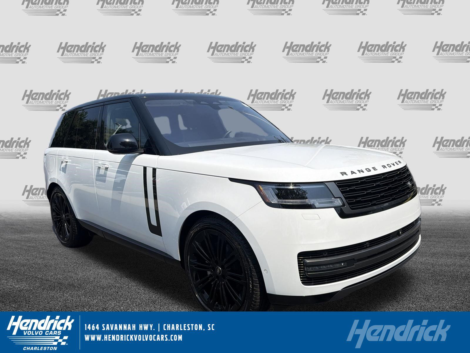 Used 2022 Land Rover Range Rover SE AWD/4WD image 1