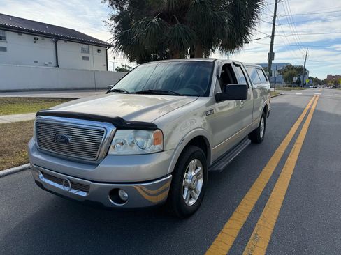 Used 2006 Ford F150 XLT image 2