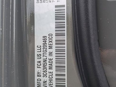 New 2026 RAM 2500 Laramie w/ Night Edition image 32