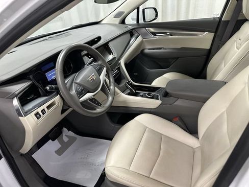 Used 2024 Cadillac XT5 Premium Luxury AWD/4WD image 15
