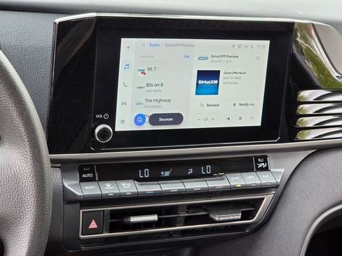 Used 2025 Toyota Camry LE image 21