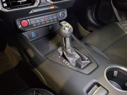 Used 2025 Ford Mustang Premium RWD image 9