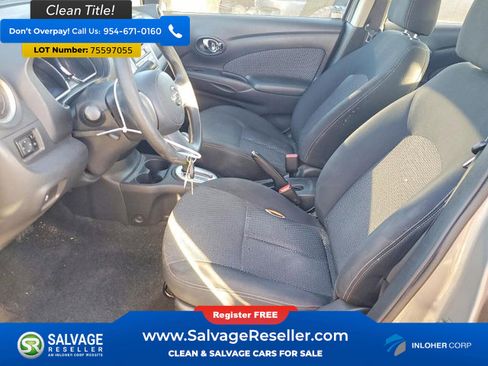 Used 2014 Nissan Versa SV image 9