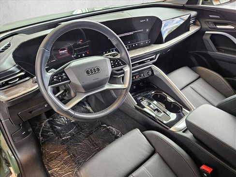 Certified 2025 Audi Q5 Premium Plus w/ Premium Plus AWD/4WD image 16