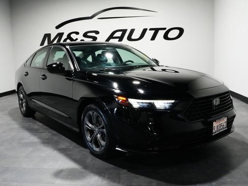 Used 2023 Honda Accord EX image 7