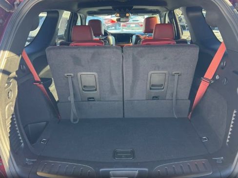 Used 2023 Dodge Durango SRT image 2