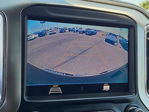 Used 2020 Chevrolet Silverado 1500 LT w/ Trailering Package AWD/4WD image 14
