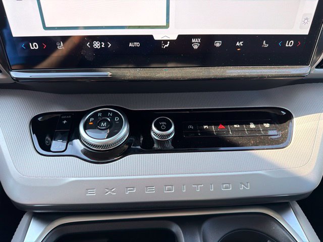 New 2027 Ford Expedition Active RWD image 15
