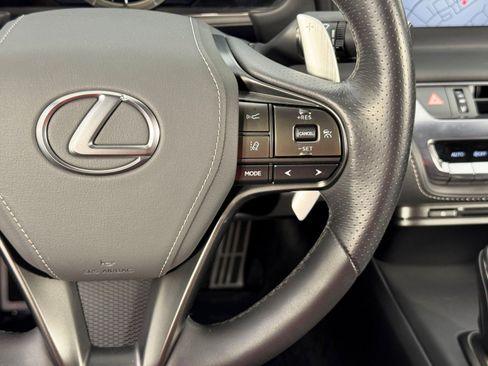 Used 2023 Lexus LC 500 Convertible image 25