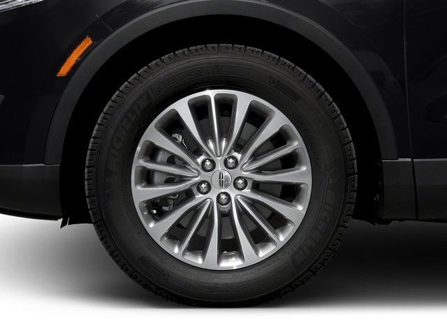 Used 2016 Lincoln MKX Reserve w/ Cargo Accessories Package FWD image 10