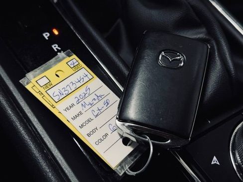 Used 2025 MAZDA CX-50 AWD 2.5 S w/ Premium Plus Pkg image 37