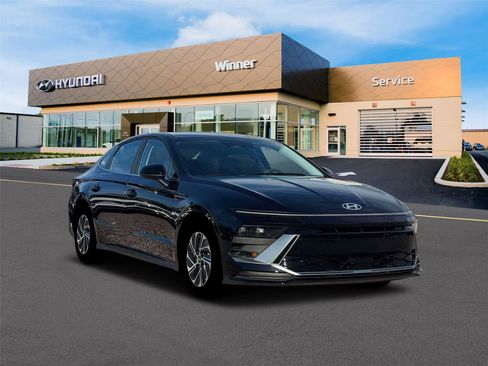 New 2026 Hyundai Sonata Blue FWD image 11