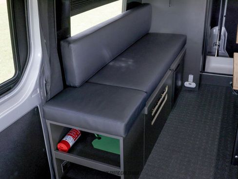 Used 2025 Mercedes-Benz Sprinter 2500 image 30