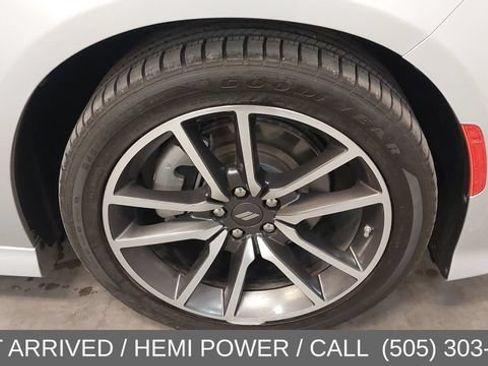 Used 2023 Dodge Charger R/T w/ Technology Group RWD image 39