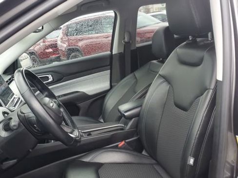 Certified 2022 Jeep Compass Latitude w/ Convenience Group image 22