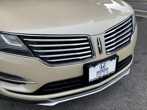 Used 2018 Lincoln MKC Select w/ Select Plus Package image 31