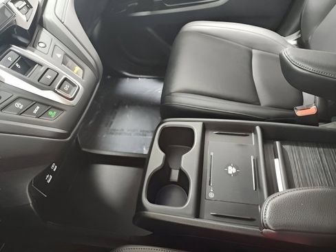 Used 2025 Honda Odyssey EX-L image 31