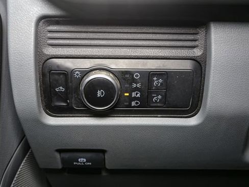 Used 2024 Ford F550 4x4 Crew Cab Super Duty image 31