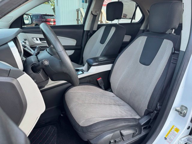Used 2016 Chevrolet Equinox LT FWD image 17