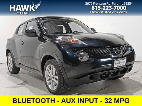 Used 2014 Nissan Juke S FWD image 1