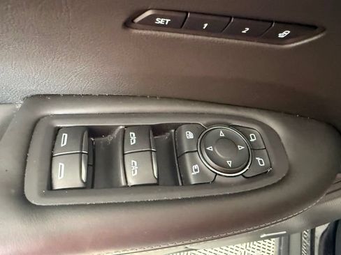 Used 2024 Cadillac XT6 Sport w/ Platinum Package AWD/4WD image 33
