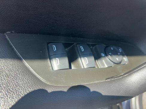 Used 2021 Chevrolet Blazer LT FWD image 33