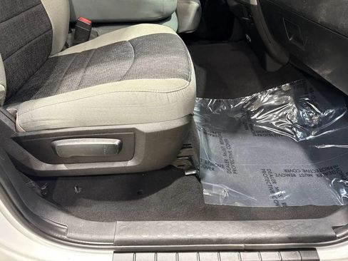 Used 2019 RAM 1500 Big Horn AWD/4WD image 78