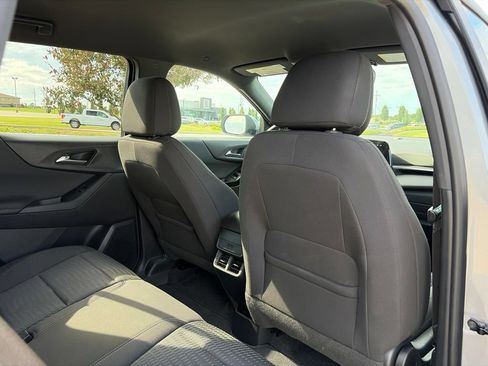 Used 2026 Chevrolet Equinox LT FWD image 32