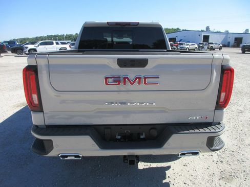 New 2026 GMC Sierra 1500 AT4 w/ AT4 Premium Package AWD/4WD image 6
