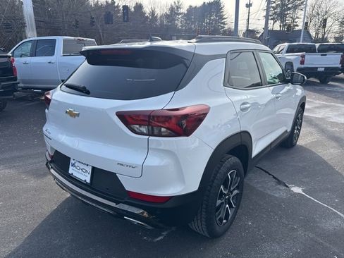 Used 2023 Chevrolet TrailBlazer ACTIV w/ Convenience Package image 5