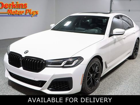 Used 2021 BMW 540i xDrive w/ M Sport Package image 1