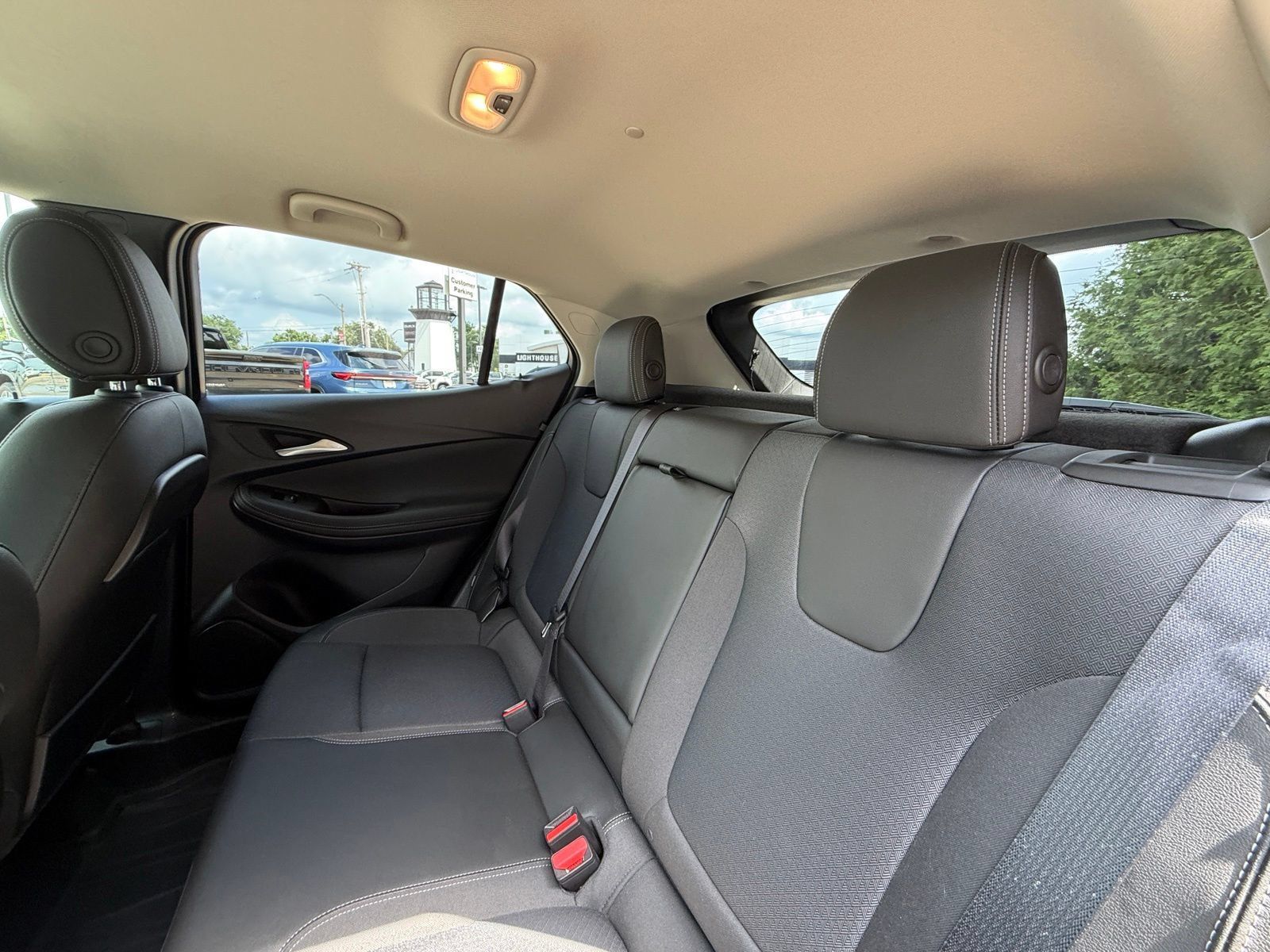 Used 2024 Buick Encore GX Preferred w/ Comfort Package AWD/4WD image 25