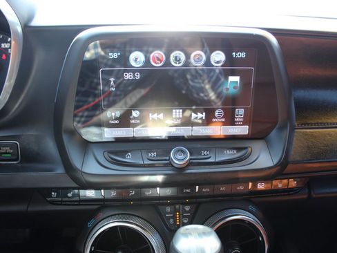 Used 2016 Chevrolet Camaro SS image 16