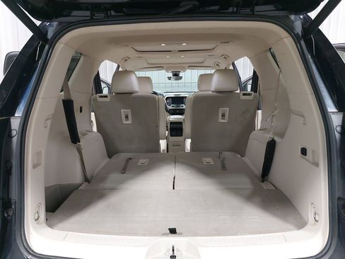 Used 2022 GMC Acadia Denali w/ Denali Ultimate Package image 14