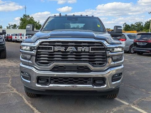 New 2026 RAM 2500 Big Horn AWD/4WD image 9