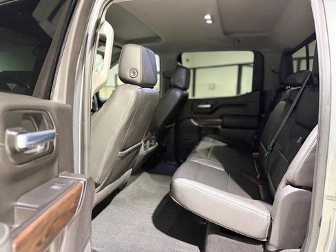 Used 2021 GMC Sierra 1500 SLT RWD image 11
