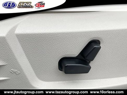 Used 2008 Chrysler 300 C w/ Protection Group II RWD image 11