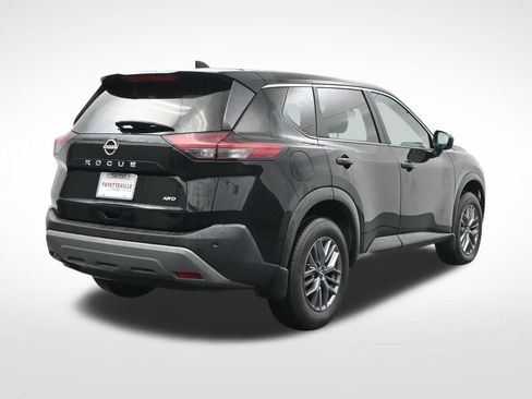 Used 2023 Nissan Rogue S AWD/4WD image 5