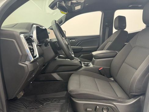 Used 2024 GMC Canyon Elevation w/ Convenience Package image 17