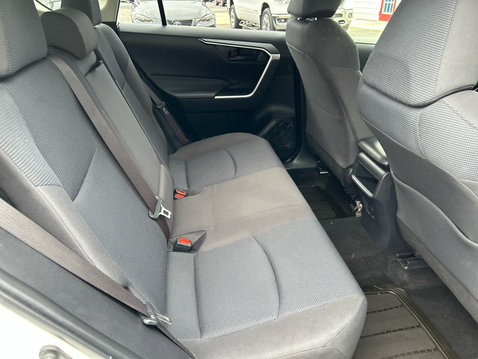 Used 2019 Toyota RAV4 LE w/ All Weather Liner Package AWD/4WD image 24