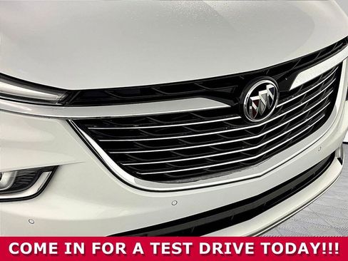Used 2023 Buick Enclave Essence FWD image 29